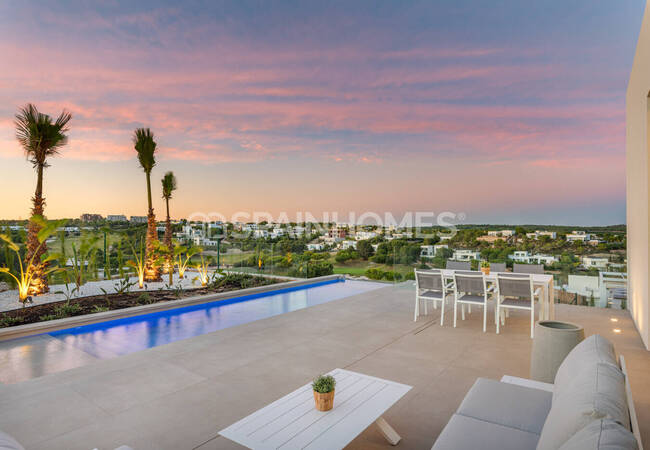 Luxury Villa with a Pool in San Miguel De Salinas Alicante 8