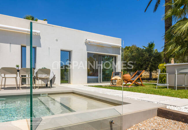 Detached Real Estate with Pools in Alicante San Miguel 2