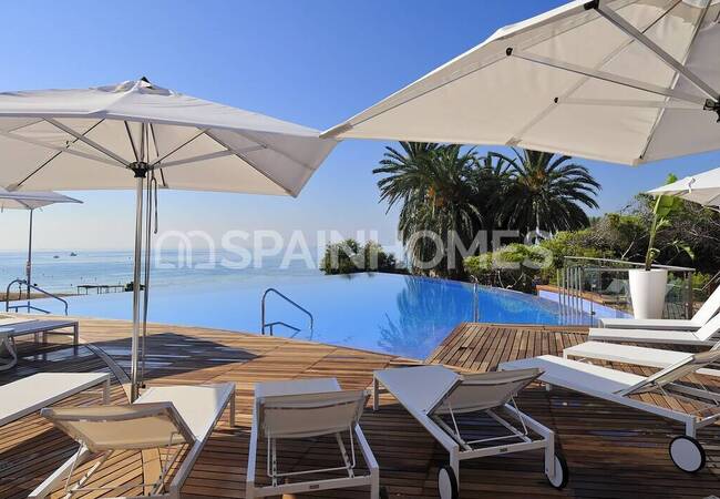 Detached Villa in a Golf Resort in San Miguel De Salinas 26