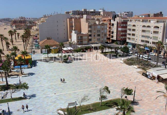 Detached Beachfront Villas with Luxury Design in Torrevieja 10