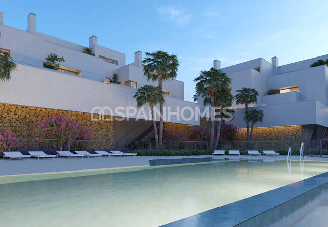 5-bedroom Villas with Luxe Design Close to Beach in Alicante 10