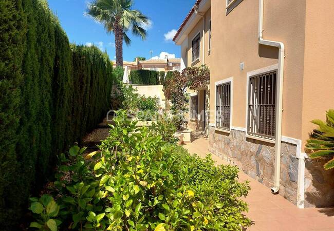 Вилла Под Ключ с Парковкой и Частным Бассейном в Сьюдад Кесада 6