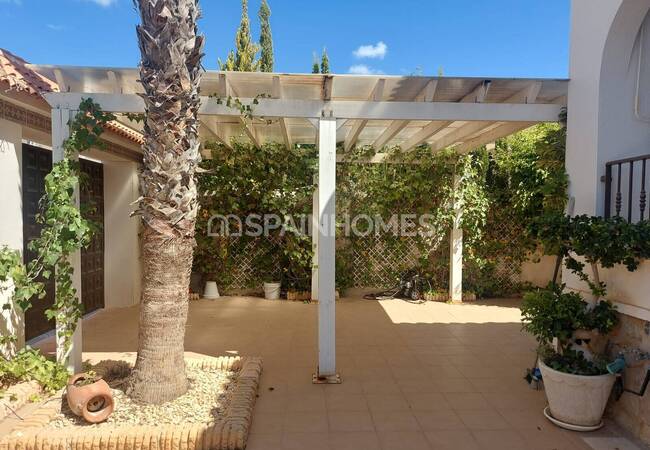 Вилла Под Ключ с Парковкой и Частным Бассейном в Сьюдад Кесада 10