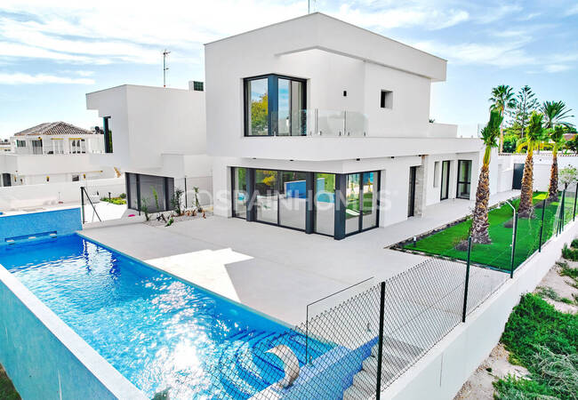 Huizen Met 3 Slaapkamers En Privézwembad In Monte Zenia Orihuela 1