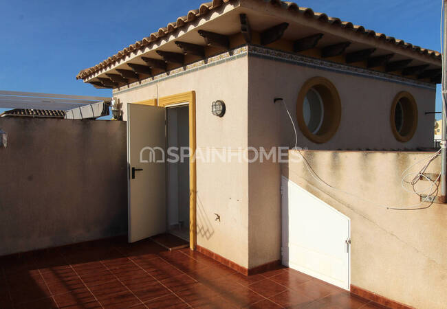 Ready-to-move Mediterranean House in La Zenia Alicante 6