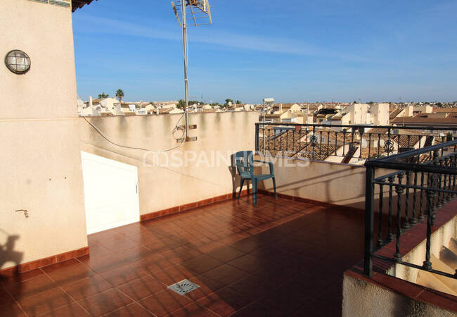Ready-to-move Mediterranean House in La Zenia Alicante 8