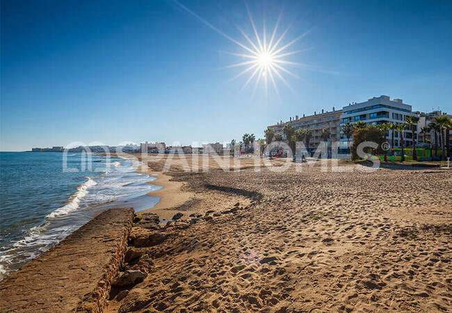 Maisons De 3 Chambres Avec Piscine Proches De Commodités À Torrevieja 4