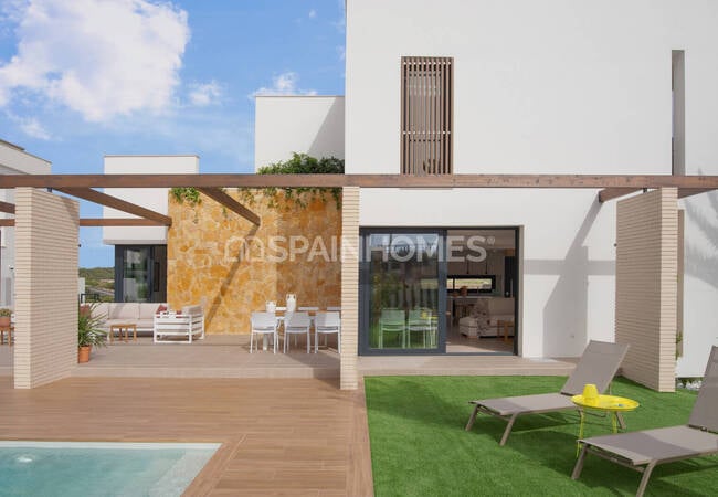 4-bedroom Detached Properties Close to Beach in Orihuela 3