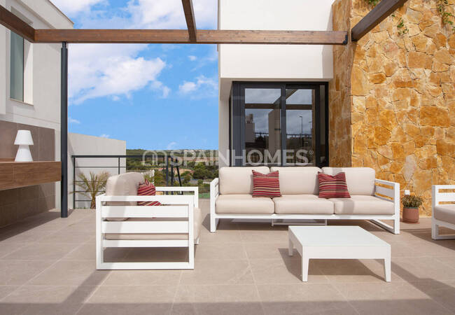 4-bedroom Detached Properties Close to Beach in Orihuela 8