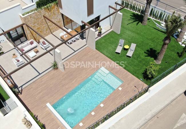 4-bedroom Detached Properties Close to Beach in Orihuela 14