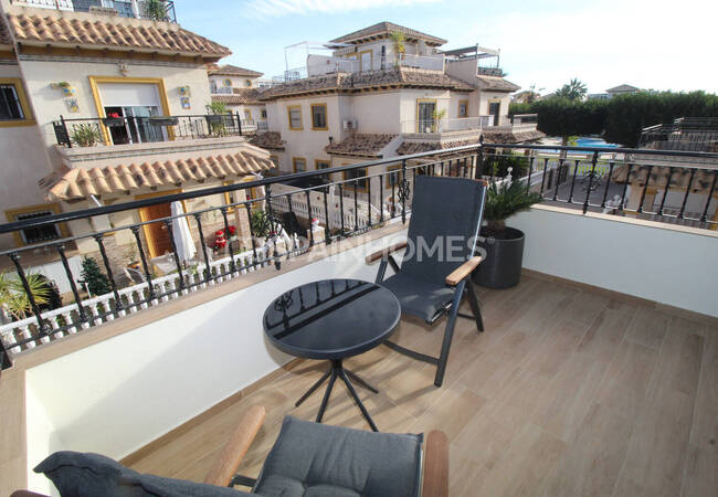 Отремонтированный Дом в Средиземноморском Стиле в Ла Зении 9