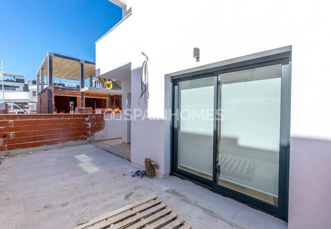 Properties in a Complex in a Popular Location in Torrevieja 5