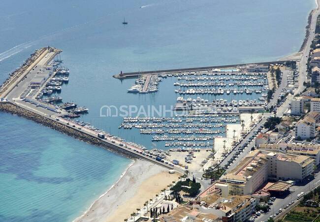 Altea'da Sahile Yakın Çevre Dostu Tasarımlı Daireler 13