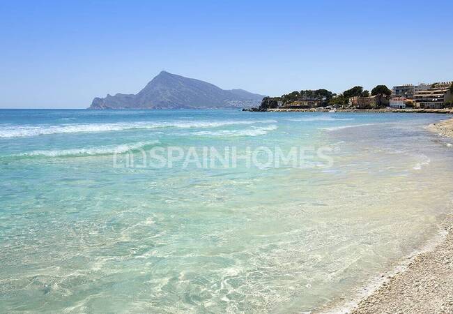 Квартиры с экологичным дизайном рядом с пляжем в Альтее 9