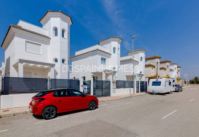 Отдельные Виллы С 3 Спальнями В Сан Фульхенсио Аликанте 3