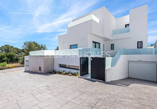 Vrijstaande Ruime Huizen In Polop Centro Alicante 10