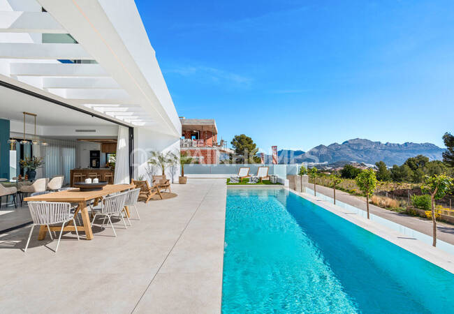 Vrijstaande Ruime Huizen In Polop Centro Alicante 3