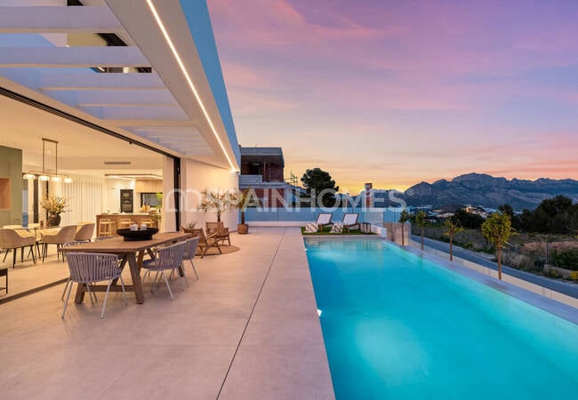 Vrijstaande Ruime Huizen In Polop Centro Alicante 20