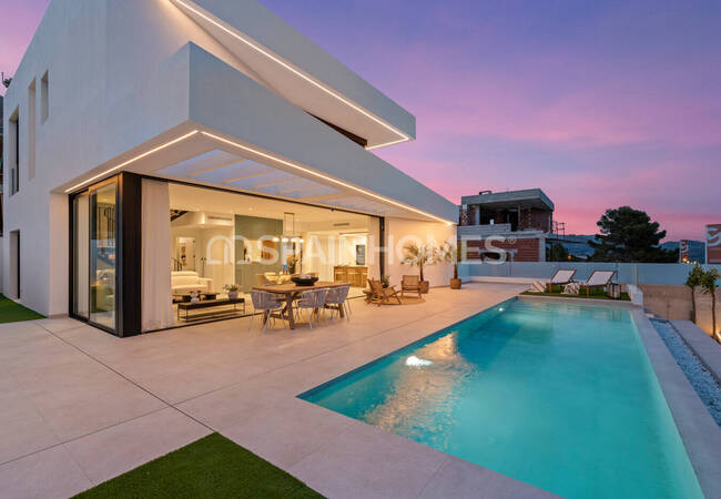 Vrijstaande Ruime Huizen In Polop Centro Alicante 19