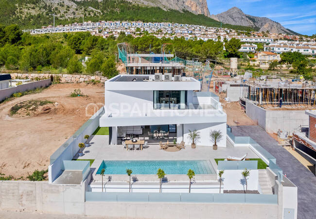 Vrijstaande Ruime Huizen In Polop Centro Alicante 8