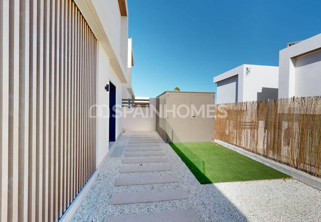 Detached Villas with Large Usage Spaces in Orihuela Alicante 11