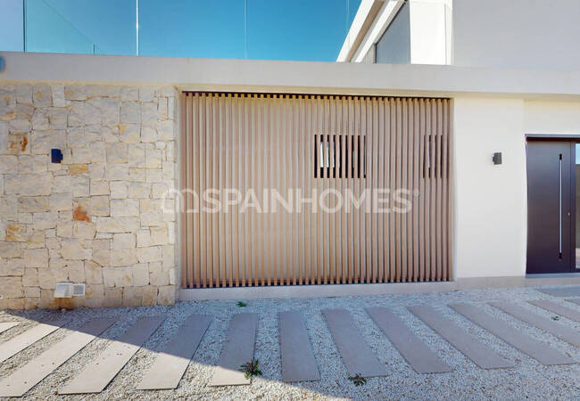 Detached Villas with Large Usage Spaces in Orihuela Alicante 8