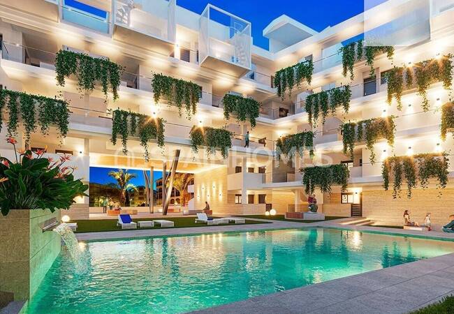 2 and 3-bedroom Apartments Near the Sea in Torrevieja 3