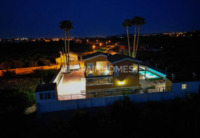 Rymlig Villa Med Pool Och Parkering I Orihuela Centro 25