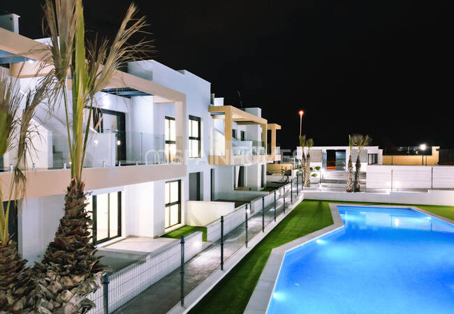 Villamartin'de Havuzlu Sitede Şık Tasarımlı Daireler 6