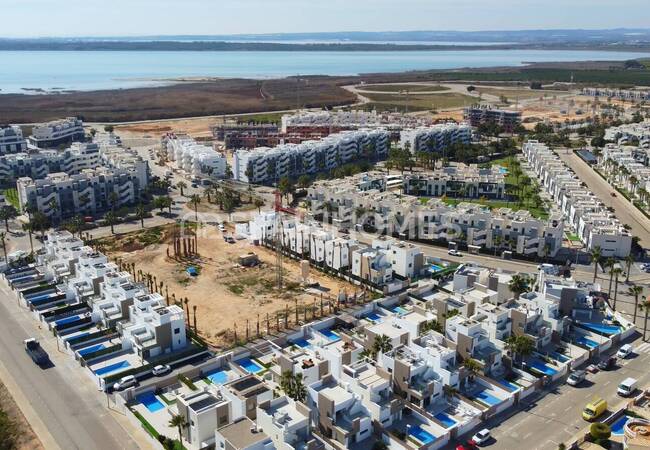 Guardamar Del Segura'da Olanaklara Yakın Site İçinde Şık Daireler 16