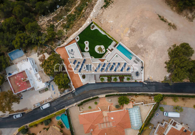 Benidorm Alicante'de Panoramik Manzaralı Lüks Villa 59
