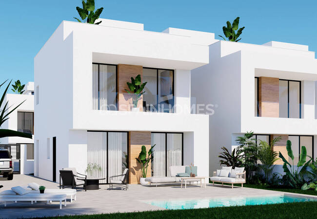 Stylish Houses with Pools Near the Beach in La Zenia Orihuela