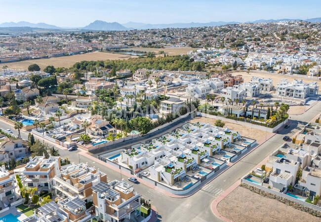 Casas Independientes Con Piscina Privada En Rojales Alicante 4