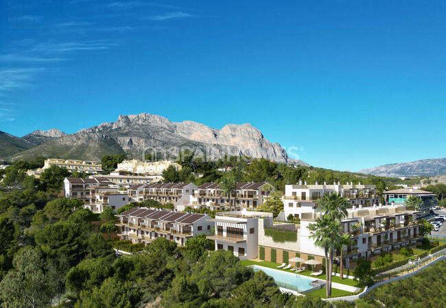 Alicante La Nucia'da Havuzlu Sitede Şık Yarı Müstakil Villalar 8