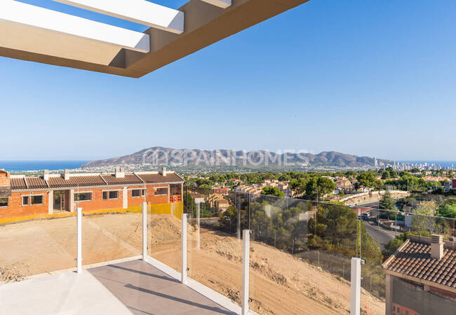 Alicante La Nucia'da Havuzlu Sitede Şık Yarı Müstakil Villalar 17