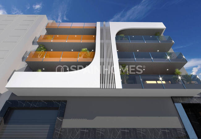 Alicante Torreviej'da Havuzlu Sitede Şık Daireler 3