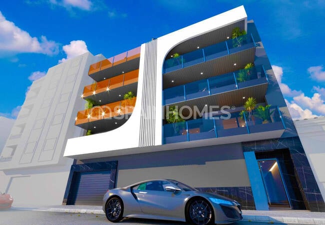 Alicante Torreviej'da Havuzlu Sitede Şık Daireler 6