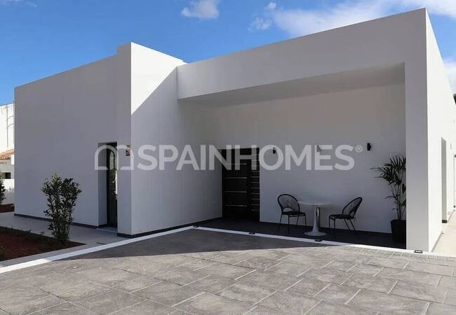 Altea Santa Clara'da Müstakil Şık Tasarımlı Villa 14