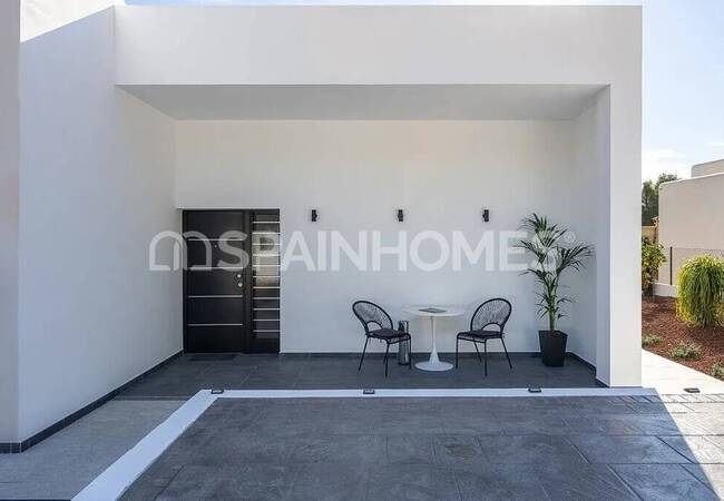 Altea Santa Clara'da Müstakil Şık Tasarımlı Villa 17