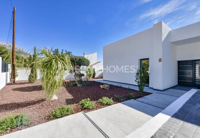 Altea Santa Clara'da Müstakil Şık Tasarımlı Villa 21