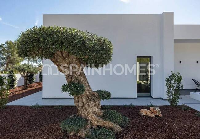 Altea Santa Clara'da Müstakil Şık Tasarımlı Villa 9