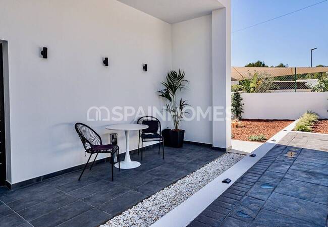 Altea Santa Clara'da Müstakil Şık Tasarımlı Villa 18