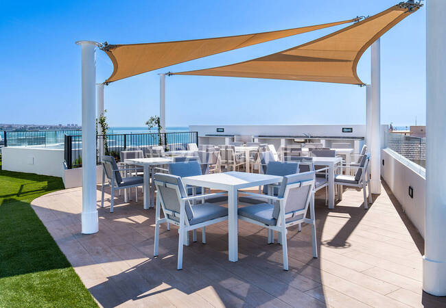 Ready to Move Apartments 300 M From the Sea in Orihuela 8