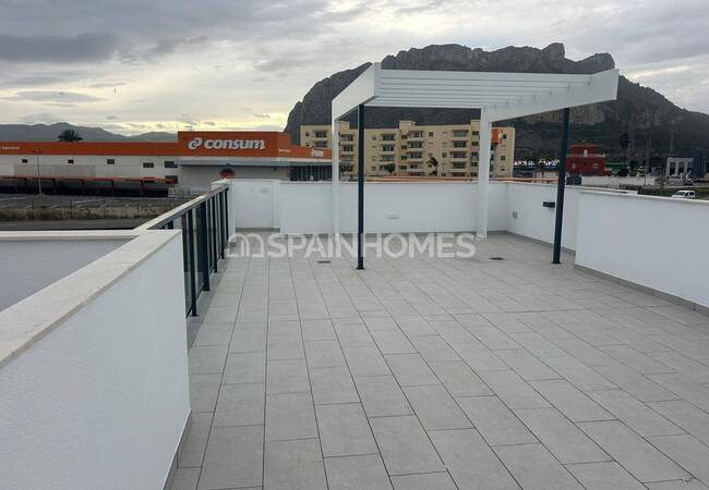 Luxe Houses with Private Pool and Garden in Denia Alicante 2