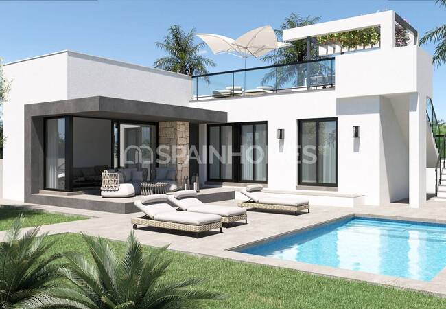 Luxe Houses with Private Pool and Garden in Denia Alicante 1