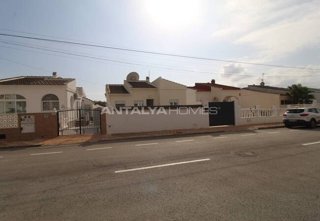 Renovated Villa Near Torrevieja’s Pink Salt Lake 10