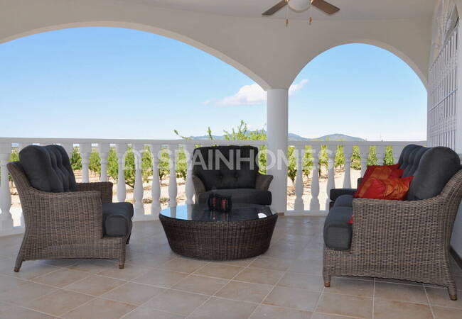 Spacious 4-bedroom Houses with Pools in Aspe Alicante 3