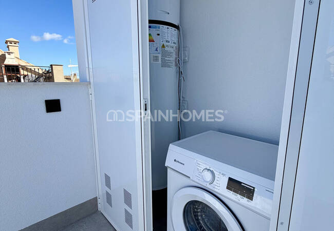 2-bedroom Golf Flats in a Complex with Pool in Algorfa Alicante 7