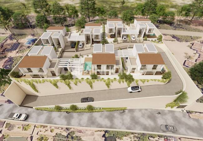 Homes with Pools Near the Beach in La Nucia Alicante 11