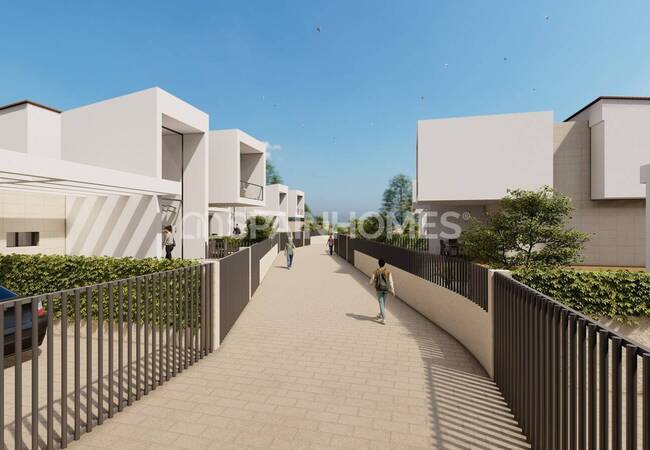 Homes with Pools Near the Beach in La Nucia Alicante 7